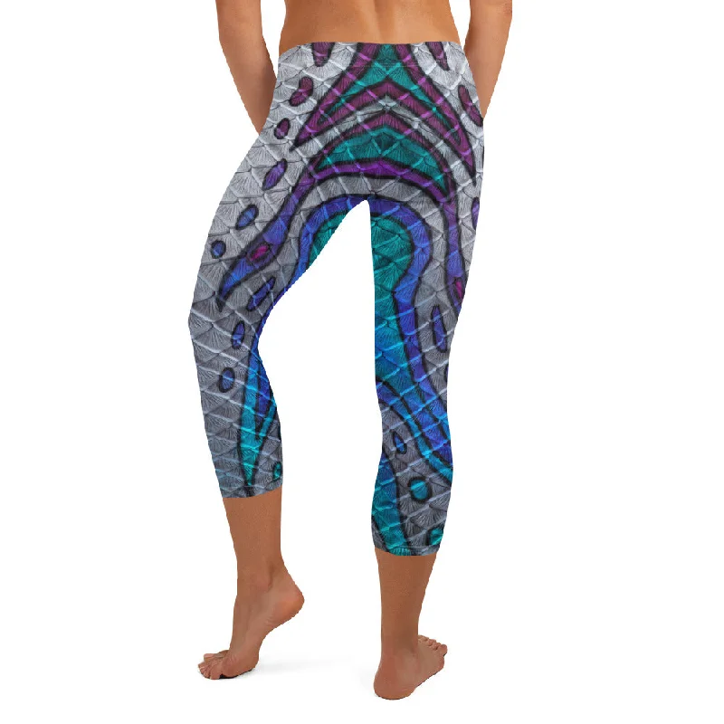 Heart of Atlantis Capri Leggings